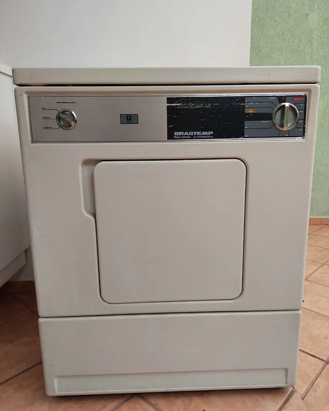 Secadora de roupas — serviço realizado pela J Ar Condicionado