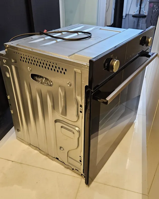Fogão inox — serviço realizado pela J Ar Condicionado